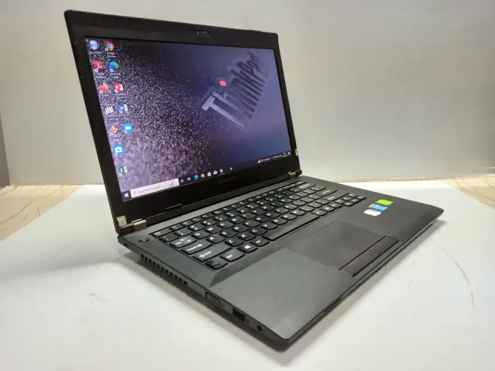 Laptop design /kantoran.. Lenovo Thinkpad K4450 i3 Gen4 /8GB /500GB