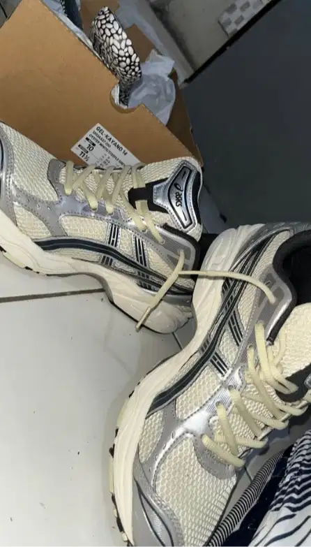 ASICS GEL KAYANO 14 OYSTER ORIGINAL