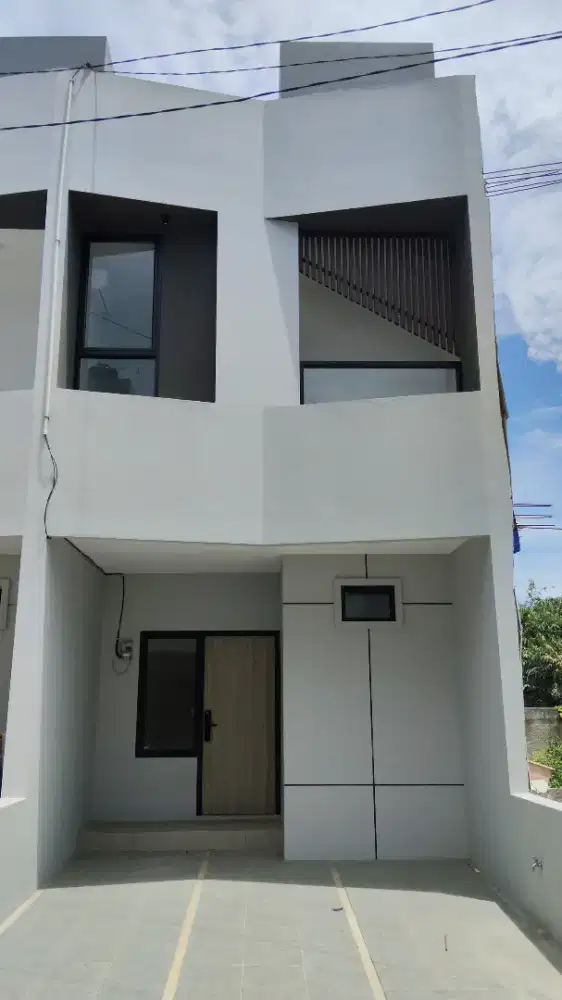 Rumah 3 lantai di jakarta timur