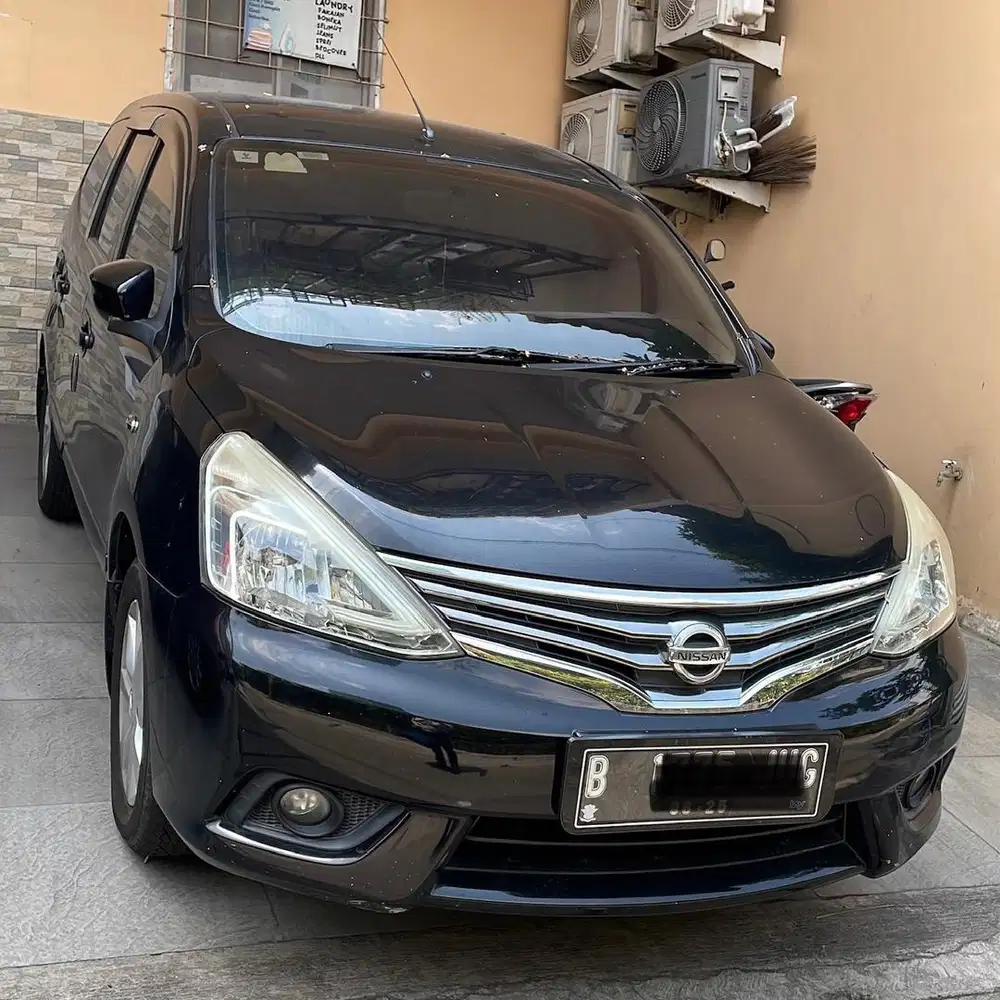 GRAND LIVINA XV AT 2015