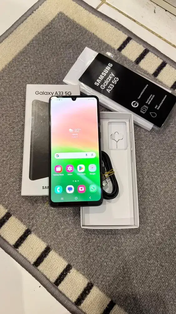 Dijual Samsung A33 Black 5G 8/256GB SEIN Mulus Lengkap