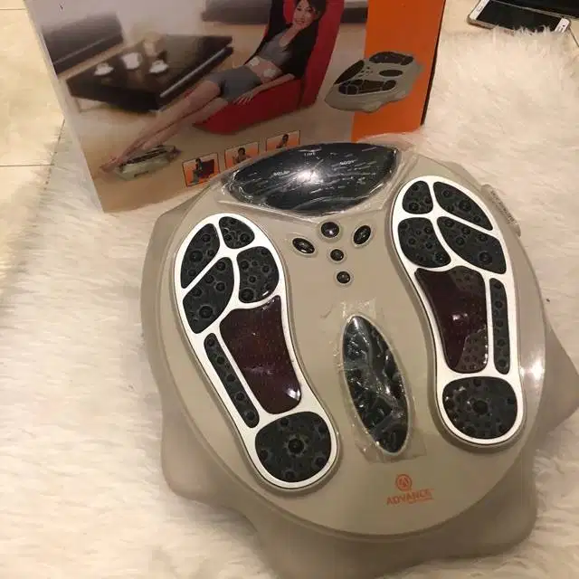 Terapi Pijat Kaki Akupuntur Advance Sumo HS8807 Accupunture Therapy