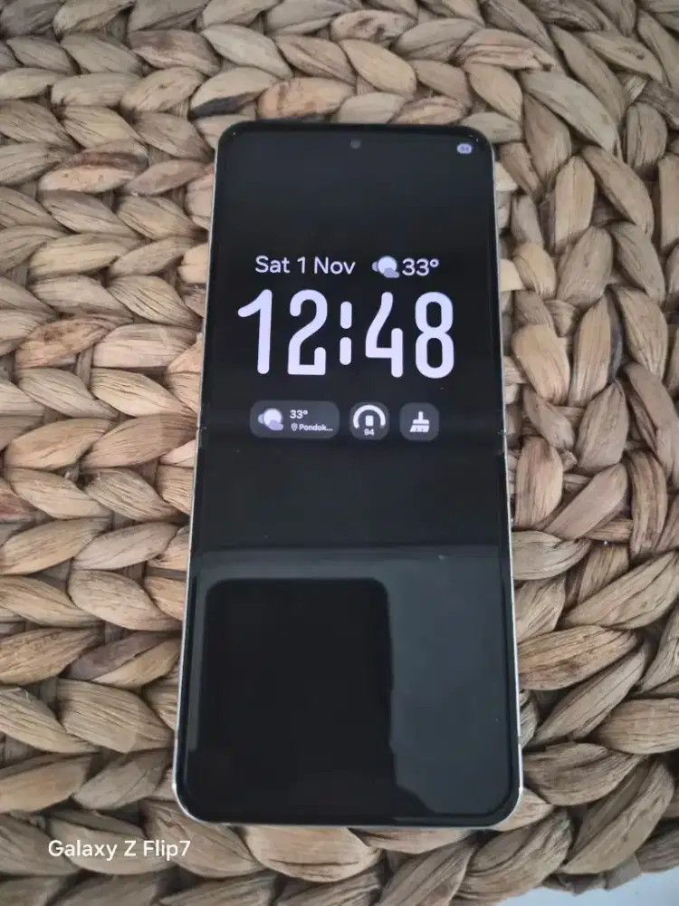 Samsung flip 5 putih