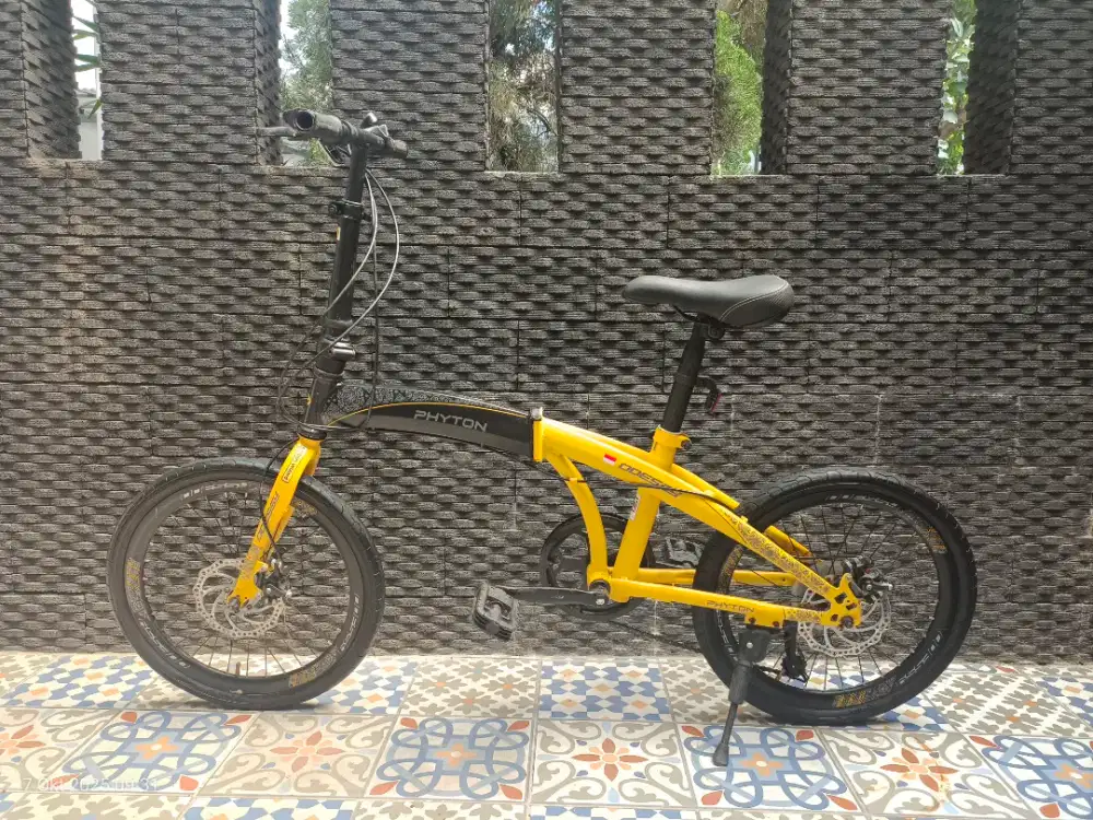 Dijual CEPAT Sepeda Lipat ODESSY Phyton, 20inch, 7 Speed, Kota Bogor.