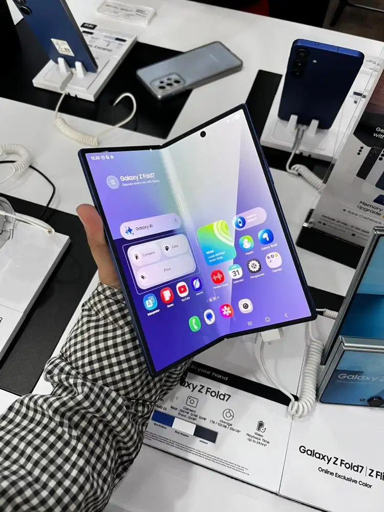 SAMSUNG GALAXY ZFOLD7 by Home Credit