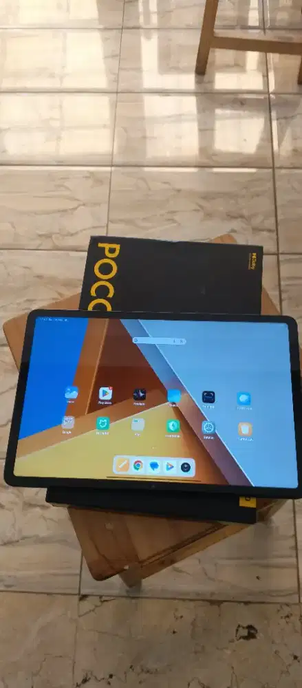 Poco pad second like new 8/256