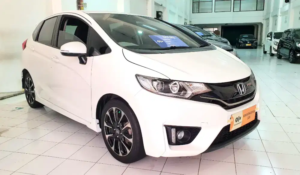 ISTIMEWA Honda Jazz RS 2016/2017 Putih Matic AT No Yaris S 2018 KIM