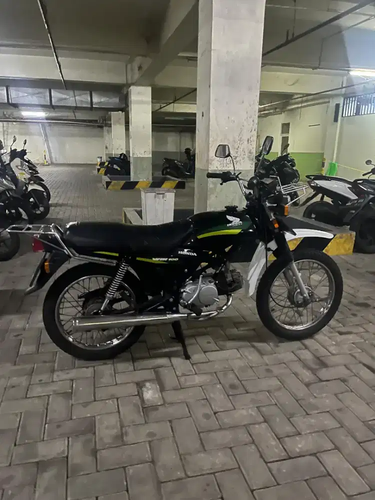 Honda Win 100 Tahun 2005