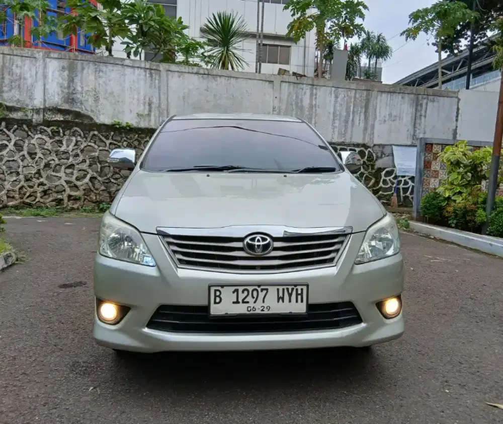 Innova G 2.0 (Bensin) Manual 2011