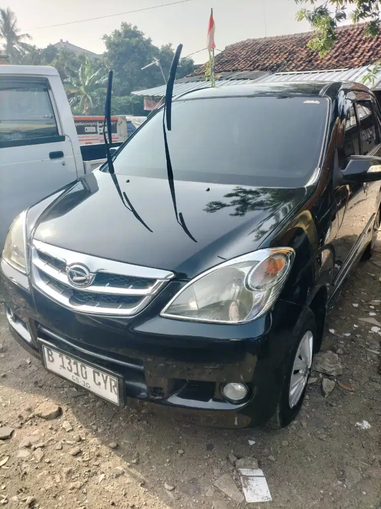 Daihatsu Xenia 2010 Bensin