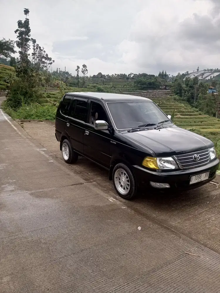 Toyota Kijang 2004 Bensin