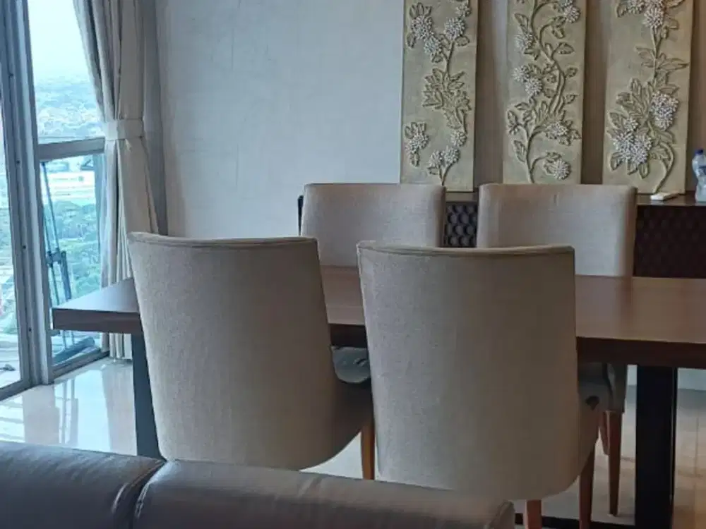 A189 Sewa Apartemen The Windsor Puri Indah 3BR Furnished Bagus