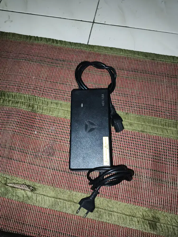 jual adaptor bagusss silahkan cek saja ke sini tawar kalo cocok angkut
