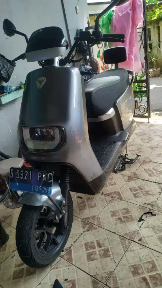 Jual motor listrik merk YADEA E8S PRO