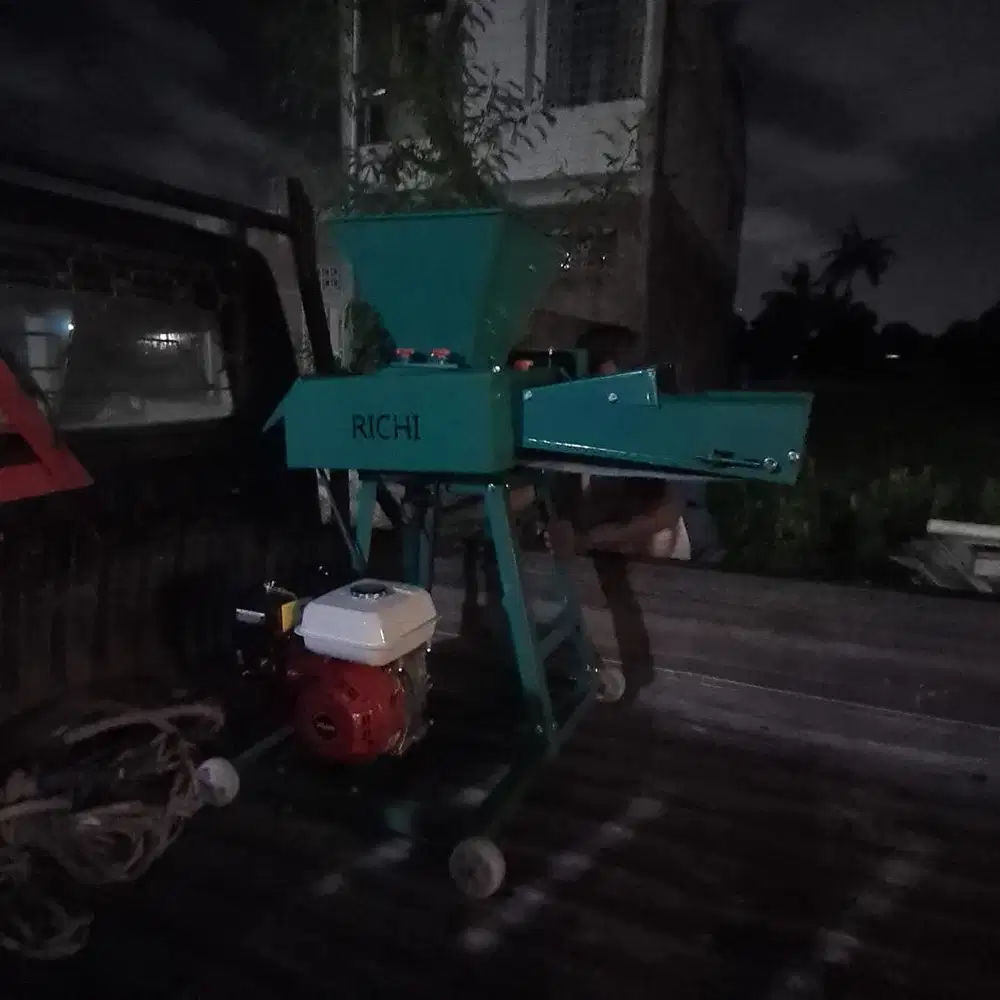 Mesin pencacah rumput dan organik