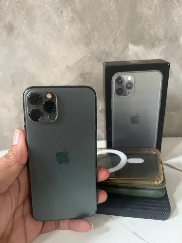 Iphone 11 pro 256GB Lengkap Pemakian Lama milik priibadi Mulus Rawatan