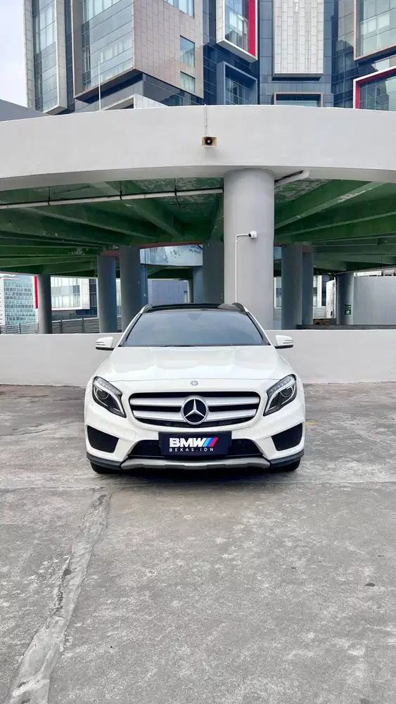 LOW ODO22rb Mercedes Benz GLA 200 AMG 2016
