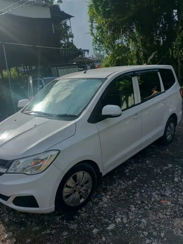 Sewa mobil dan driver