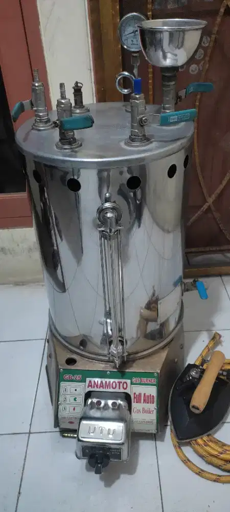 Dijual Setrika Uap 25 L komplit merk ANAMOTO.&Sunrise 10 L komplit