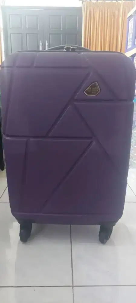 Kamiliant Verona Spinner 57 Hard Case Purple Luggage TSA