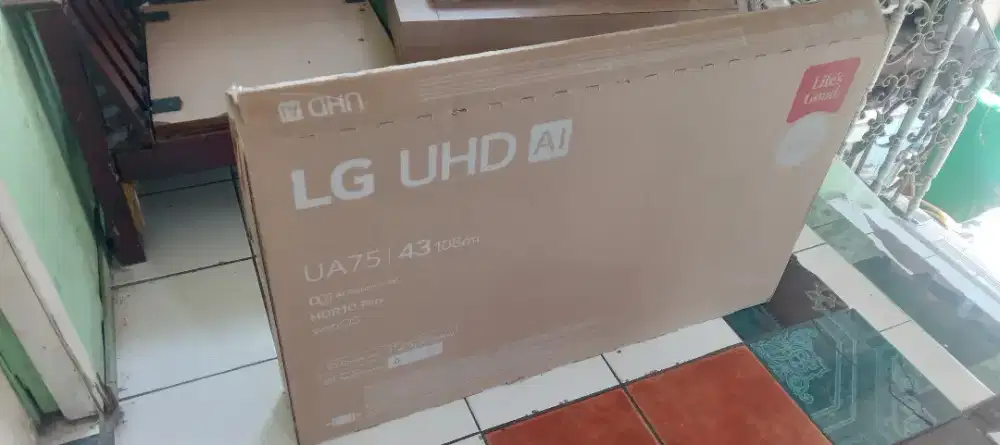 Dus tv 43 inc kardus led lengkap dengan seterefomenya