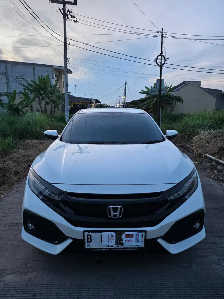 Honda Civic Hatchback 2018 Bensin