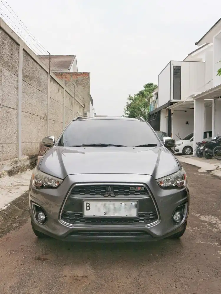 Mitsubishi Outlander Px tahun 2015 terawat