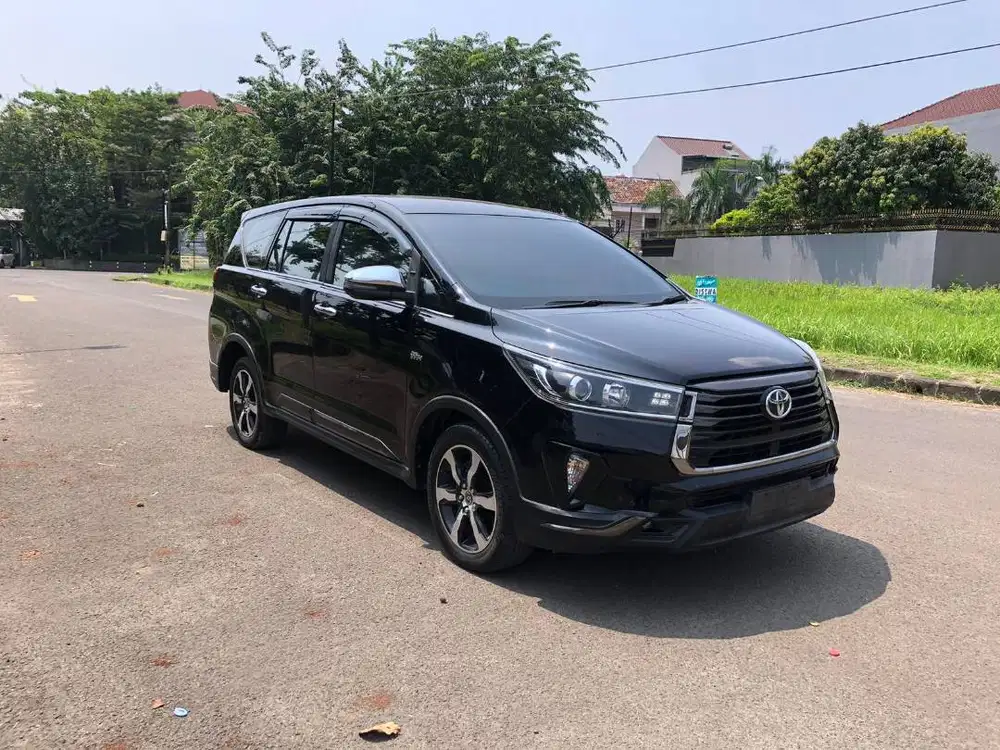 Toyota Innova Venturer 2021