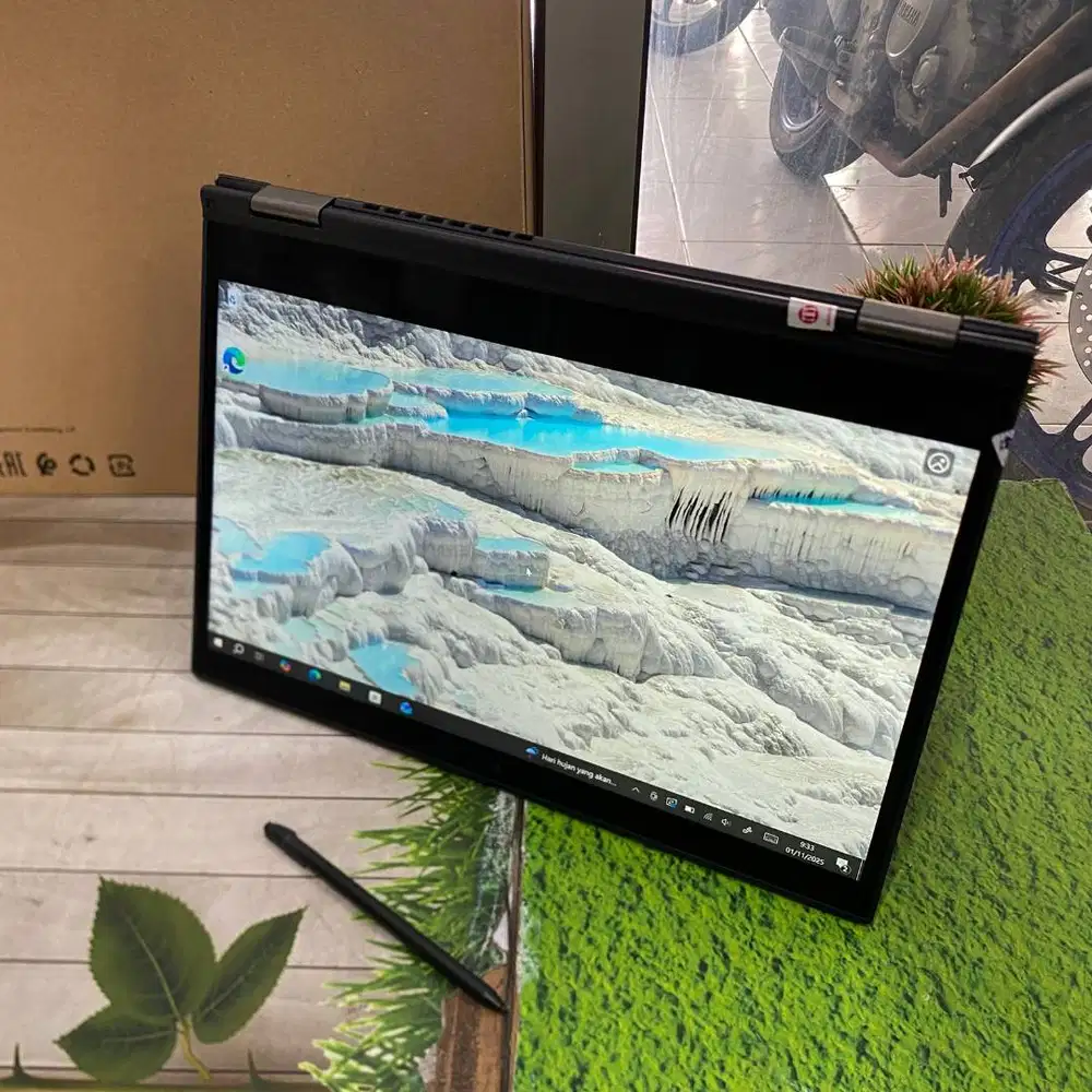 Lenovo Thinkpad X390 Yoga Core i7-8665U 8GB 256GB 13,3Flip Windows 11