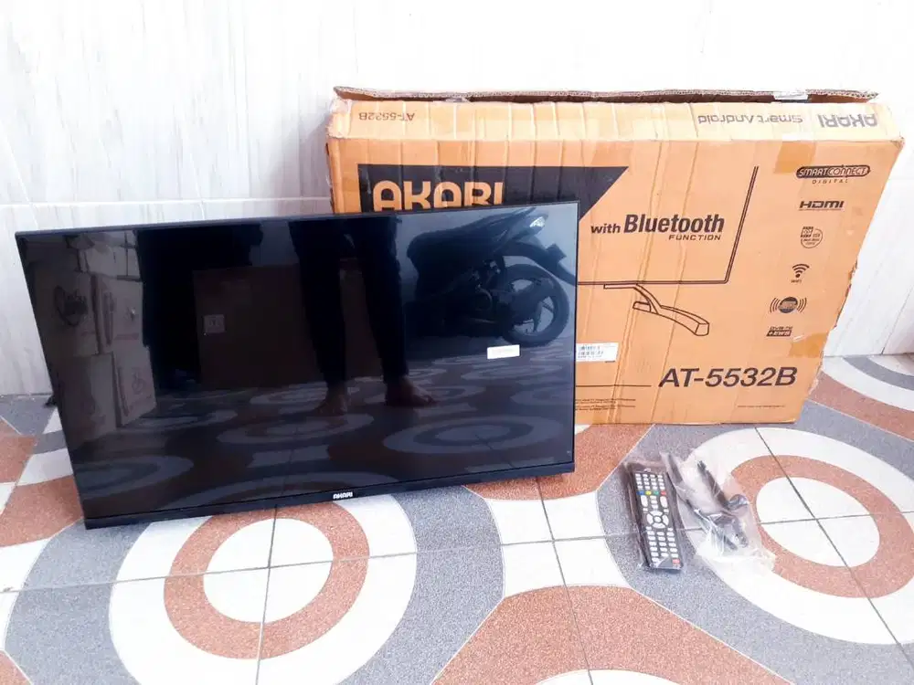 TV LED ANDROID AKARI 32 IN NETFLIK DIGITAL YOUTUBE MULUS GARANSI