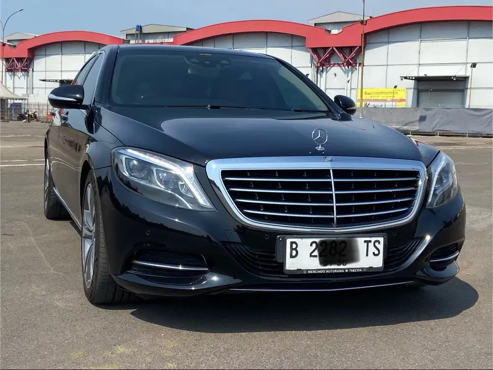 JUAL CEPAT TERBARU!! MERCEDES-BEZ S400 L AT HITAM 2015