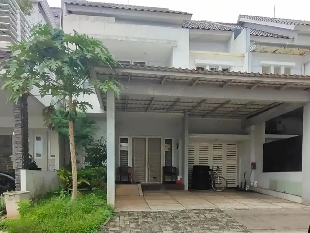 RUMAH DEPAN TSM CIBUBUR KOMPLEK ORANG KAYA