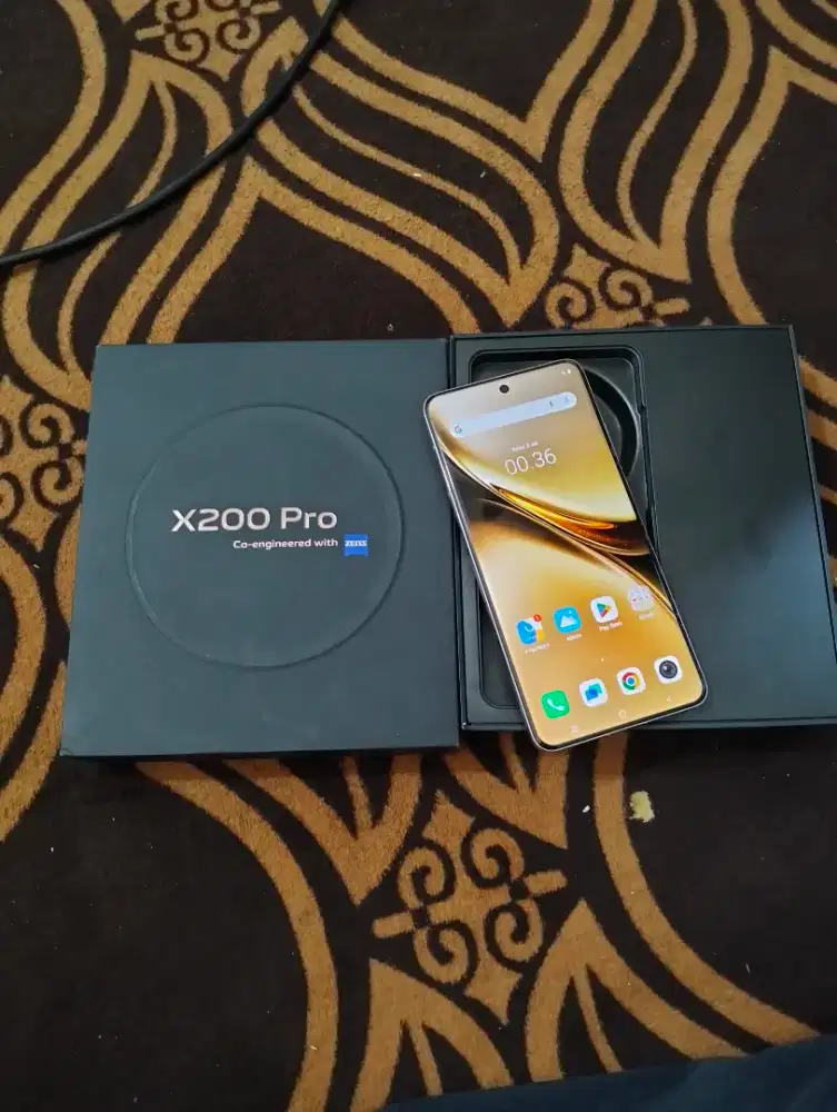Vivo X200 5G ram 16/512