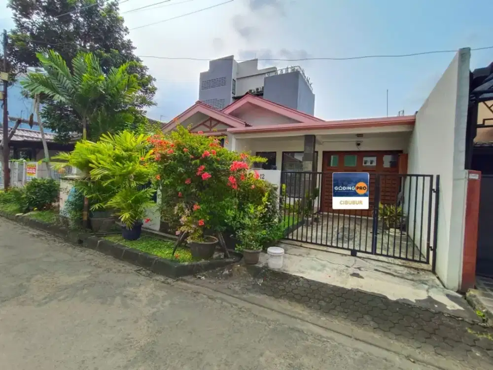 rumah Jaksel tanah luas