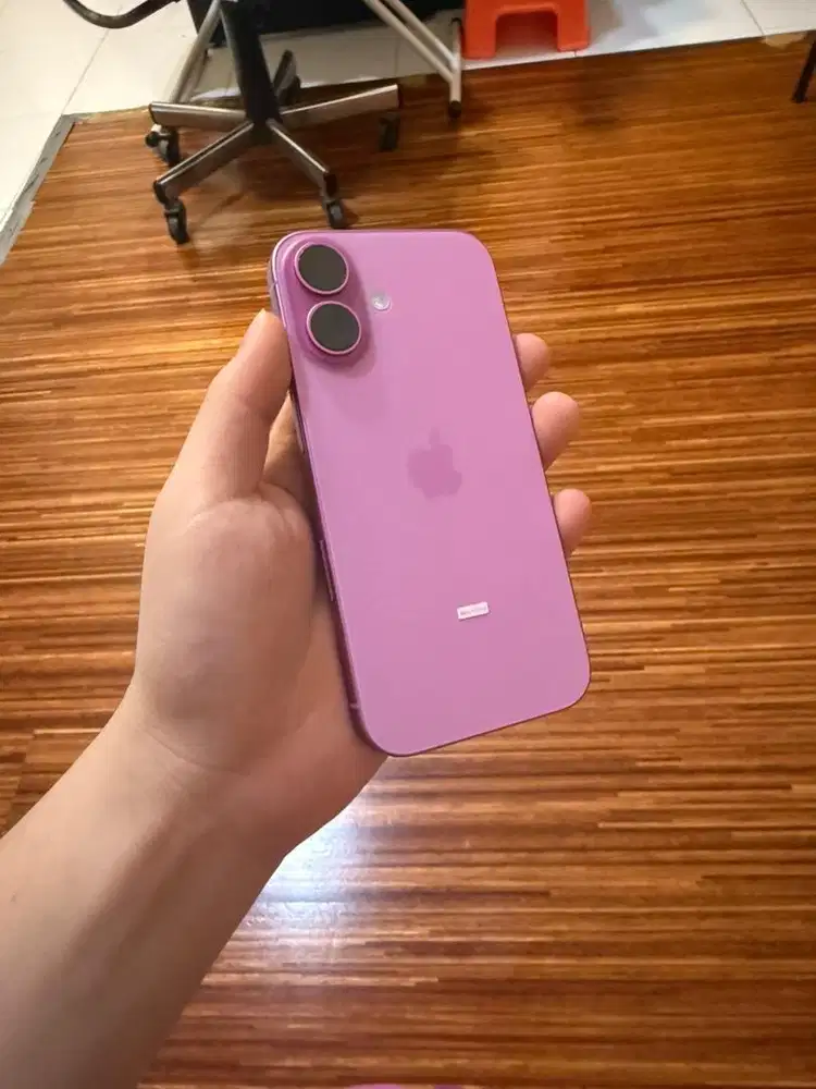 Di jual iphone 16 128gb resmi indo no minus