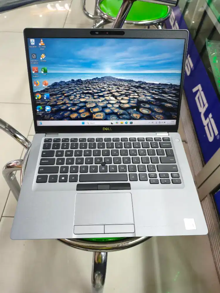 Dell latitude 5410 Intel Core I5-10310U Ram 16gb ssd 256gb 14 inch fhd