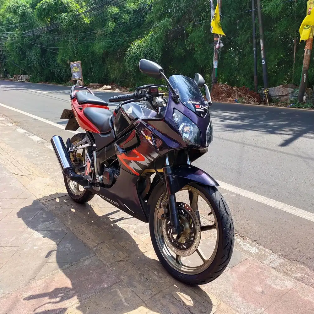 CBR Thailand 2006 (Mesin Aluss Lengkap Bagus)
