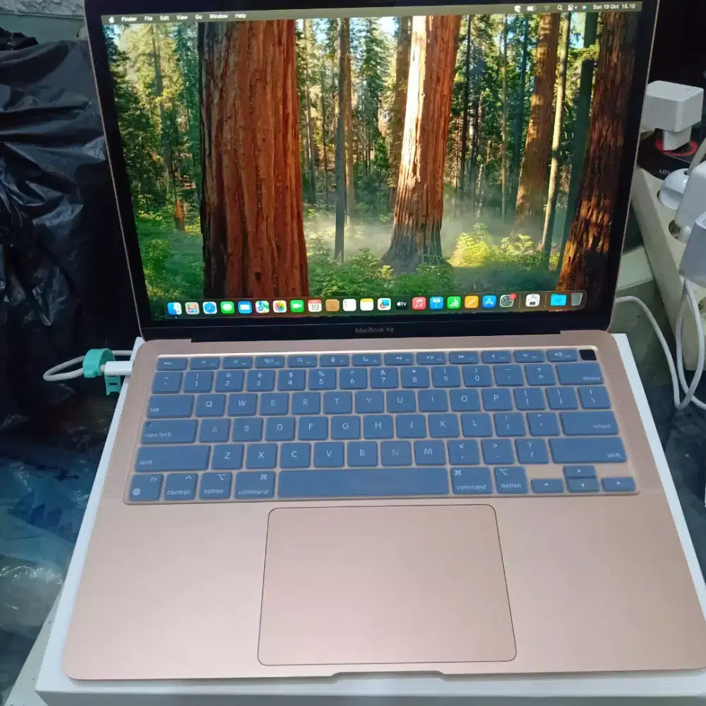 Jual macbook air retina 13 2020 fullset