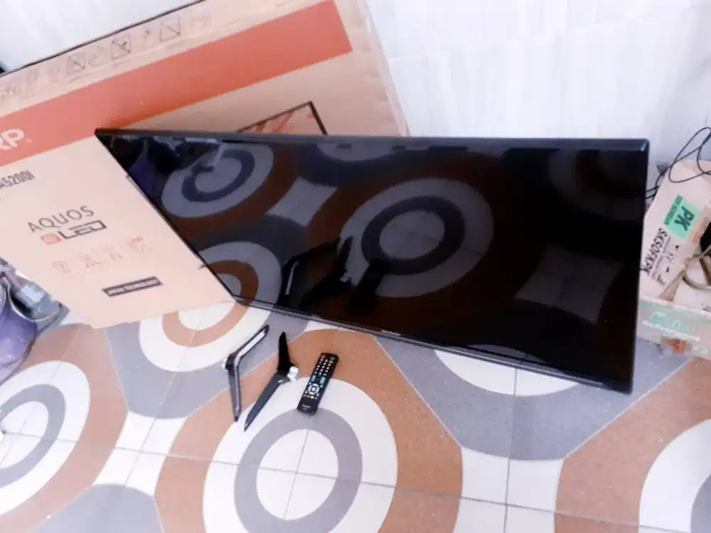 TV LED SHARP 40in Full HD DiGITAL TV MULUS SEPERTI BARU