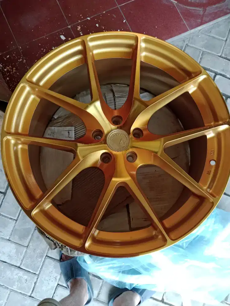 Velg Aodhan whells usa, R20 pcd 5x112 lebar 10,5 depan 9+ ban Michelin