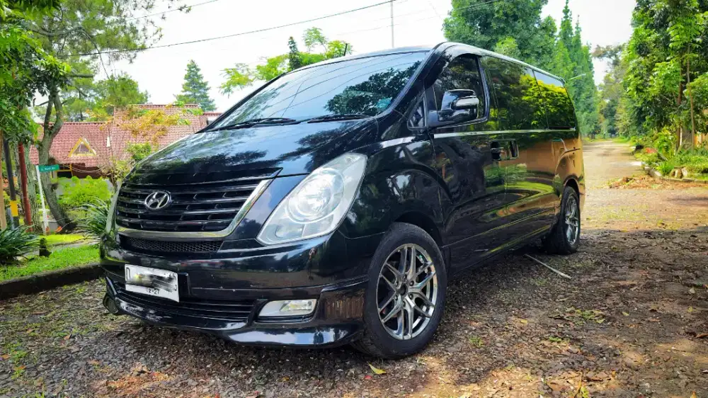Hyundai H1 XG 2012 Diesel Mulus