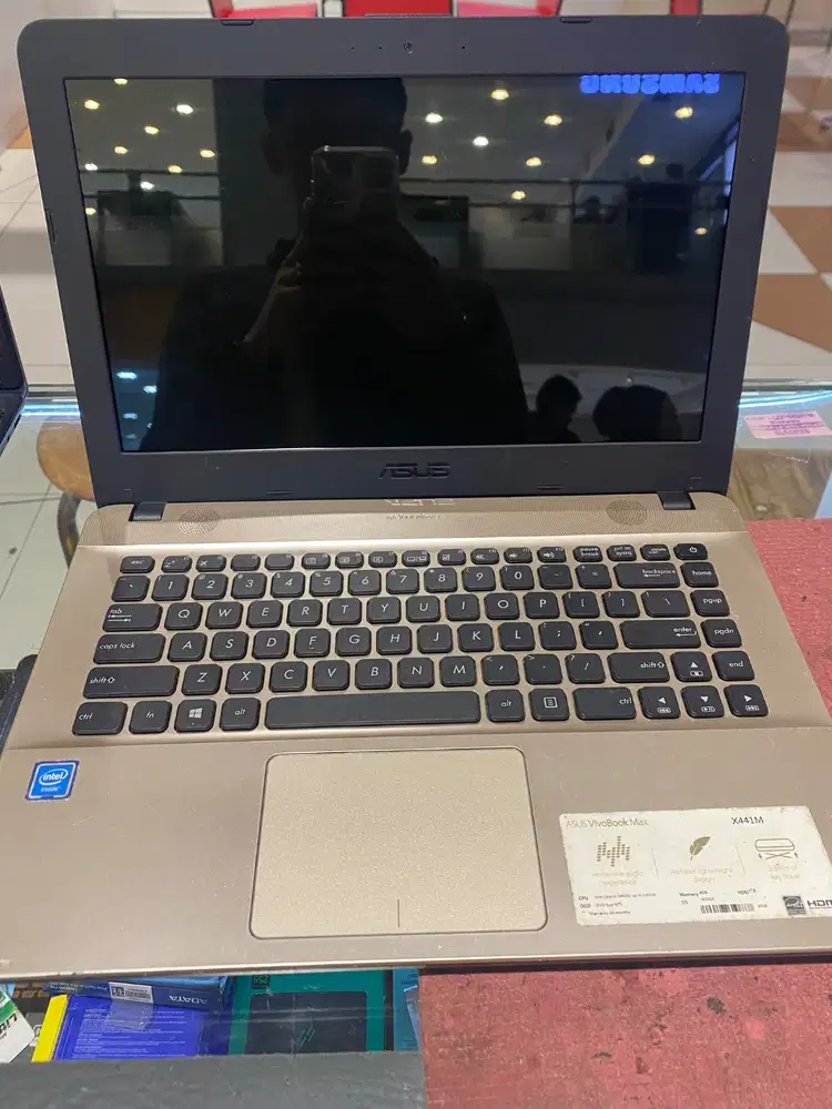 Laptop asus x441ma