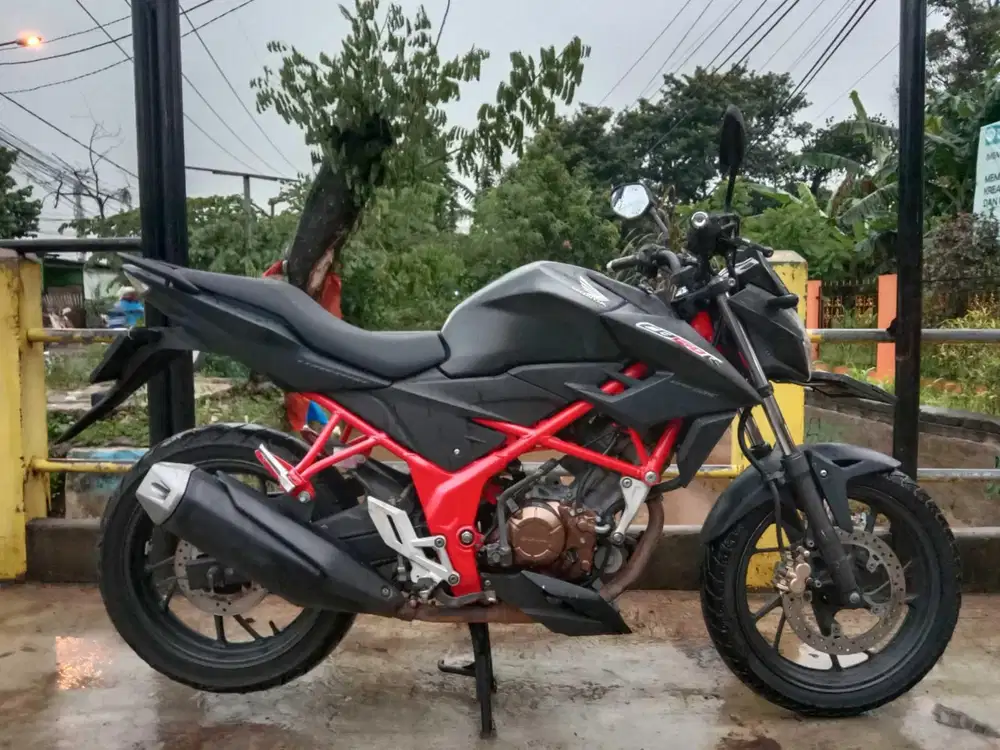 Honda cb 150 R LED th 2017