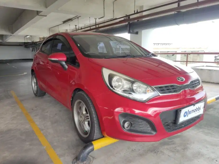DP RENDAH KIA Rio 1.4 Bensin-AT 2016 EGYS