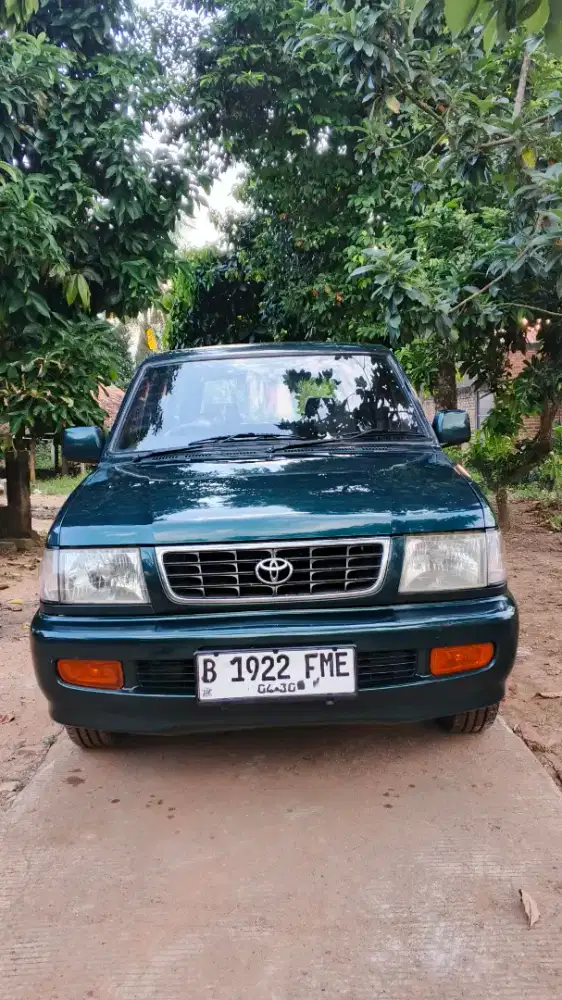 Kijang lgx 1.8 efi bensin tahun 2000