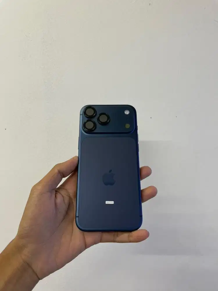 IPHONE 17 pro max 256 iBox like new