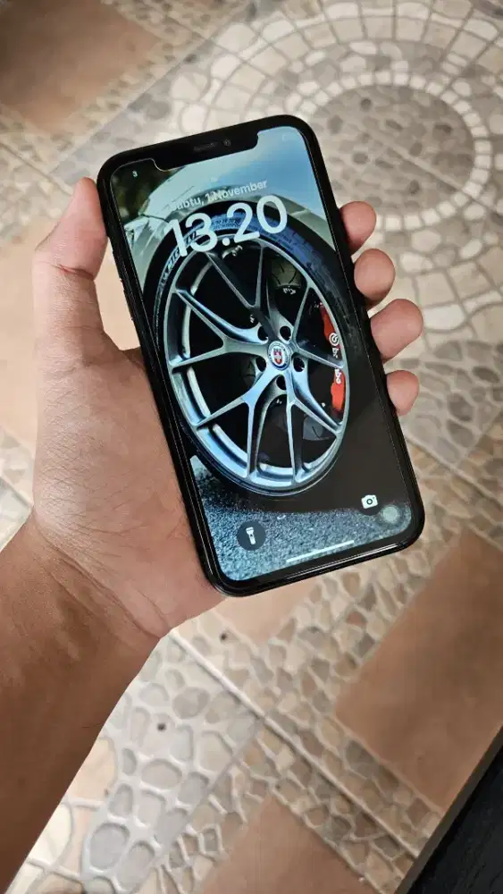 iPhone XR 64 GB