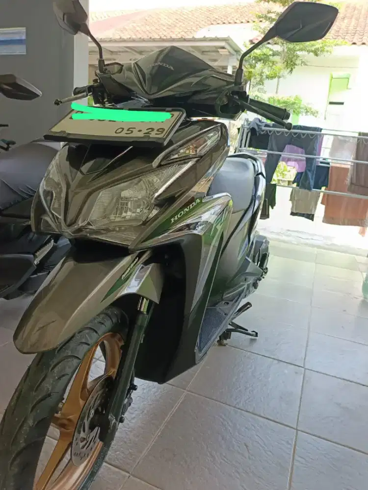 Jual motor vario tahun 2014