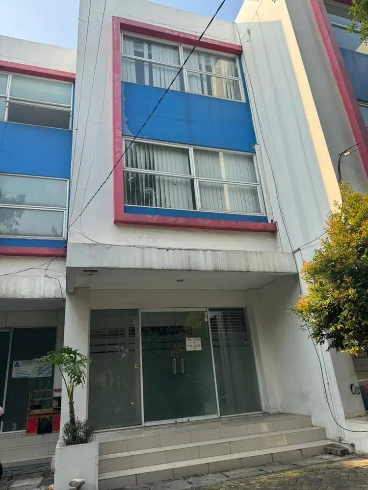 Jual/Sewa Ruko 2 muka