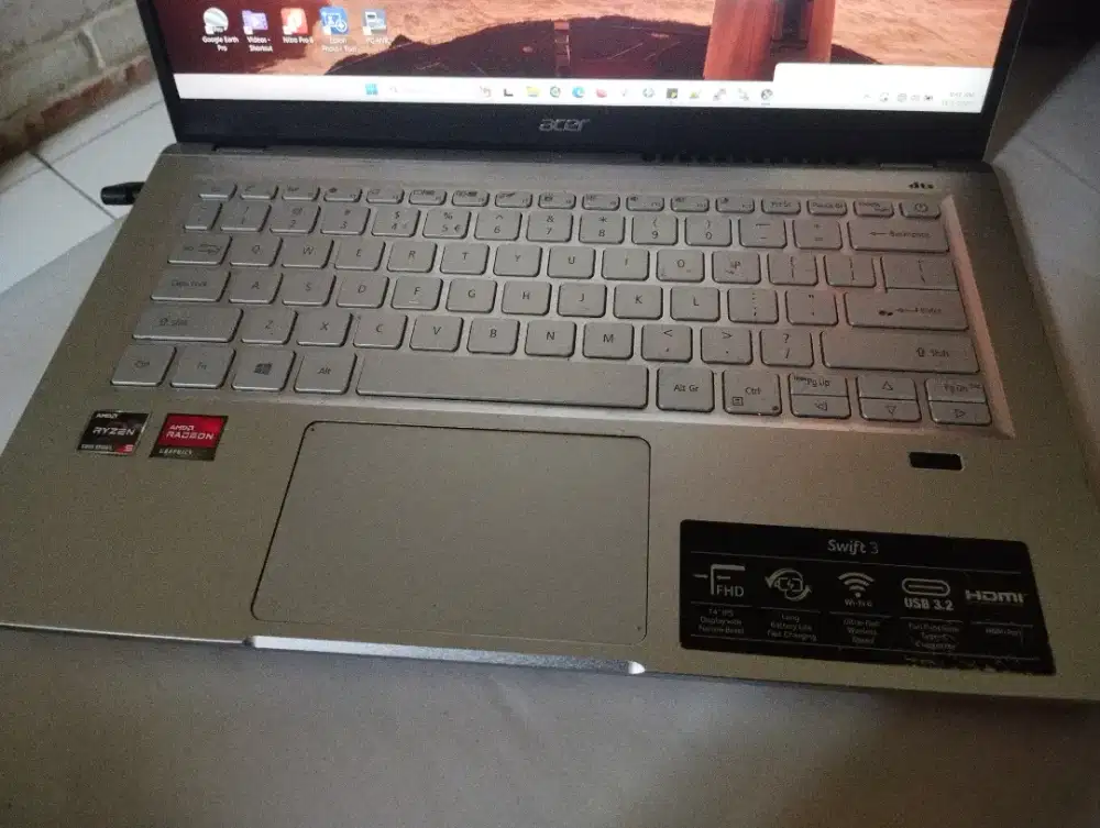 Laptop Acer Swift 3 ryzen 5 5500u 16/512 GB 14 Fhd ips